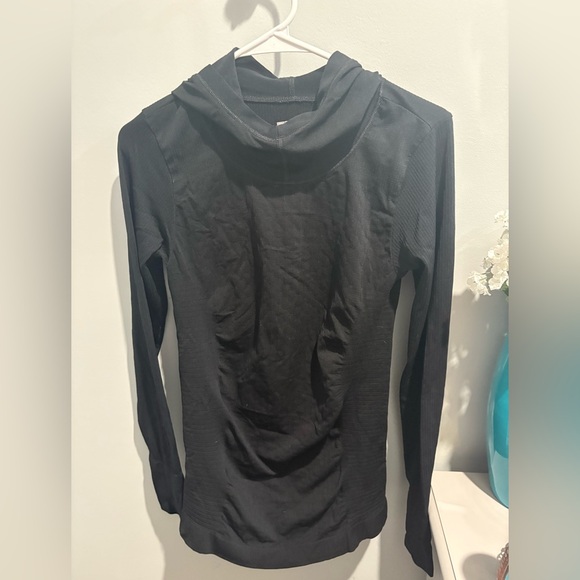 Athleta Women's Black Long Sleeve Top - Picture 1 of 3